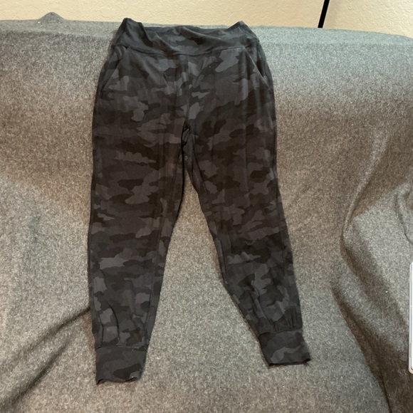 Lululemon Align High-Rise Joggers in a grey camouflage color.